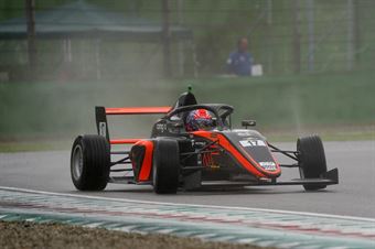 Fittipaldi Emerson Jr., Tatuus F.4 T421 #17, Van Amersfoort Racing, ITALIAN F.4 CHAMPIONSHIP