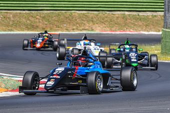 Ischer Ethan, Tatuus F.4 T421 Jenzer Motorsport #27, ITALIAN F.4 CHAMPIONSHIP