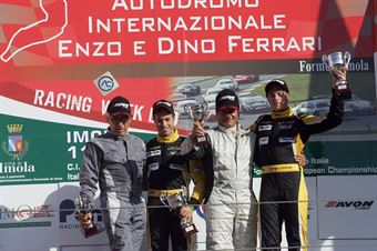 Gara 1 Podio Seat, Zangari Zangari ( TJEMME, Seat Leon Long Run,Seat SC #12), Vincenzo Montalbano (Powerace,Alfa Romeo 147 Cup B24H2.0 #212), TCR ITALY TOURING CAR CHAMPIONSHIP 